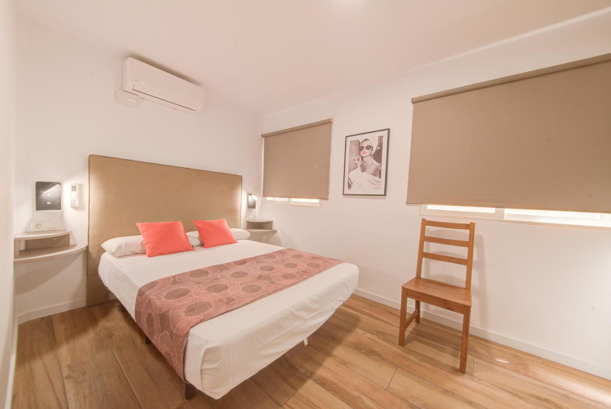 Beds & Breaks - Marina Beach Valencia Ngoại thất bức ảnh